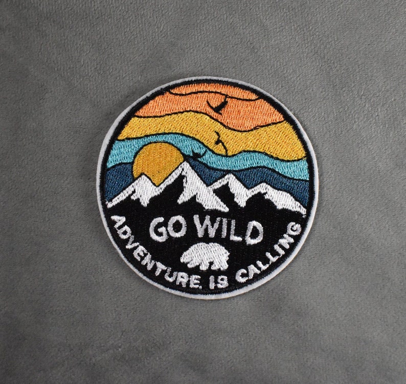 Patch thermocollant Go wild, écusson brodé image 1