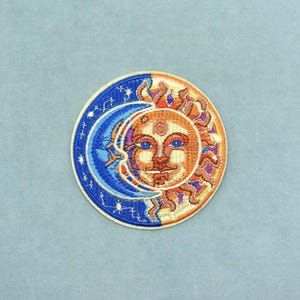 Patch Jour & nuit, écusson thermocollant brodé, fer sur patch, patch à coudre, customiser vêtements et accessoires