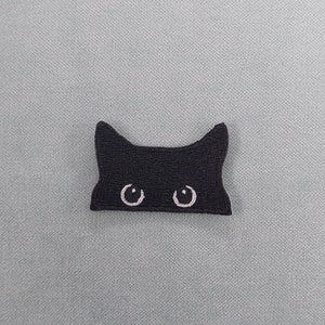 Patch regard chat noir, écusson thermocollant brodé image 1