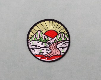 Iron-on mountain sun illustration patch 8 cm, embroidered badge