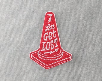 Patch lets get lost thermocollant brodé, Écusson cone de signalisation, customiser vêtements et accessoires