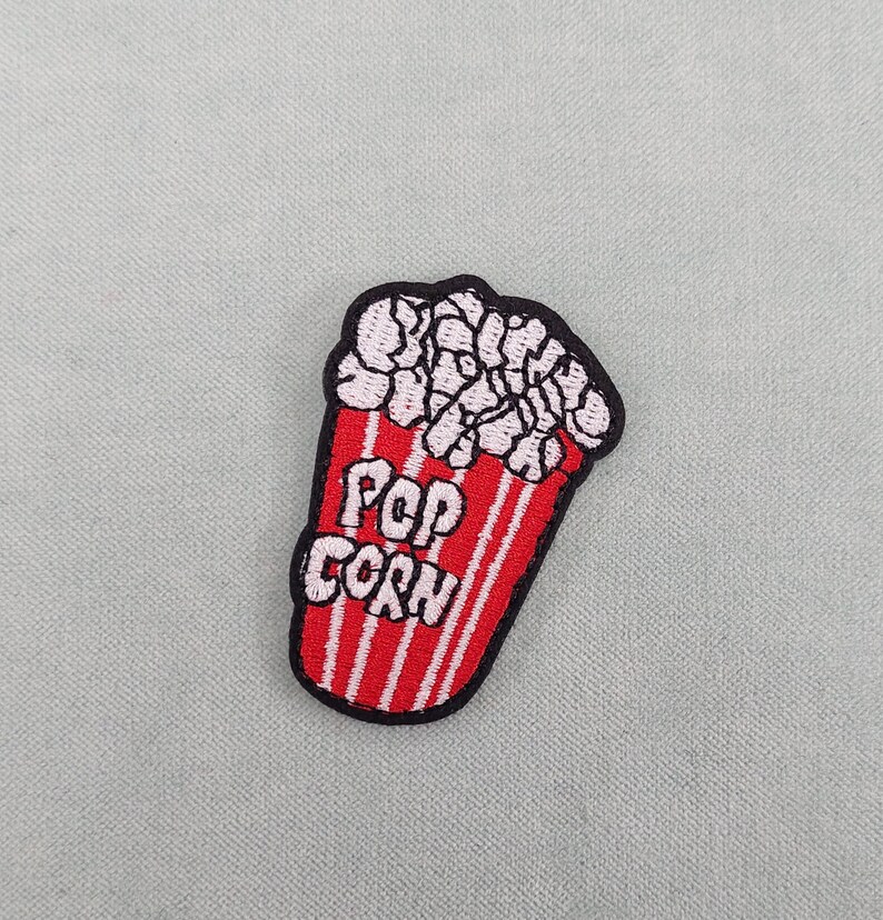 Patch pop corn art thermocollant, écusson brodé image 1