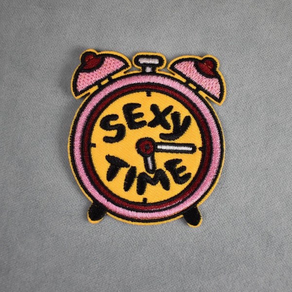 Patch Horloge vintage, écusson thermocollant brodé