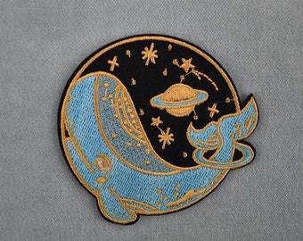 Patch Illustration whale in space iron-on, embroidered fabric badge