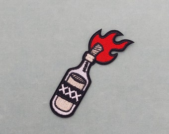 Patch Cocktail molotov, écusson thermocollant brodé, fer sur patch, patch à coudre, customiser vêtements et accessoires