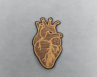 Patch cœur thermocollant brodé doré, Écusson à customiser vêtements et accessoires