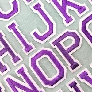 Patchs lettres alphabet  thermocollants violets , écussons brodés , Customiser, Personnaliser