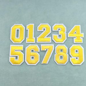 Gelbe Nummernaufnäher, gestickte, aufbügelbare Nummernaufnäher, zum Personalisieren von Kleidung und Accessoires