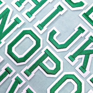 Parches de letras del alfabeto verdes para planchar, parches bordados, personalizar, personalizar