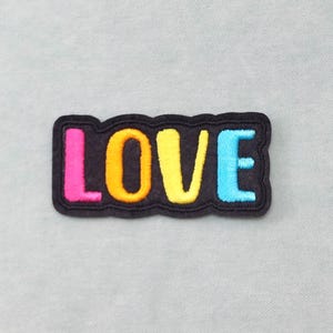 Love patch, embroidered iron-on badge, badge in 4 models, sew-on patch, applique