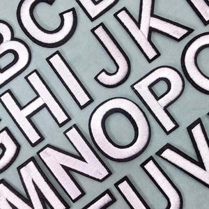Toppe termoadesive con lettere dell'alfabeto in argento, toppe ricamate, personalizza, personalizza