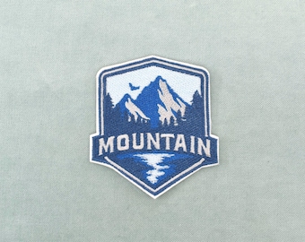 Iron-on mountain patch, embroidered iron-on emblem
