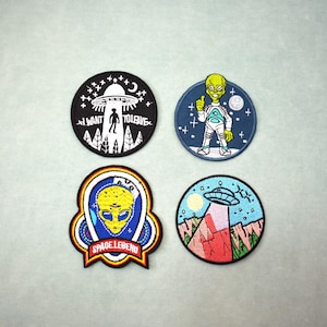 Alien Embroidered Iron-On Patch, Embroidered Alien Badge on Iron