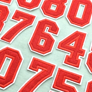 Rode strijkbare cijferpatches, 5,8 cm, geborduurde cijferpatches, aanpasbare cijfers, personaliseer