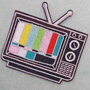 Patch Tv thermocollant brodé, Écusson sur fer ou à coudre, customiser vêtements et accessoires image 2