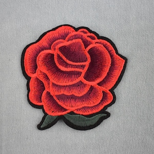 Red rose patch, iron-on patch embroidered on iron or sewing, customize clothing and accessories