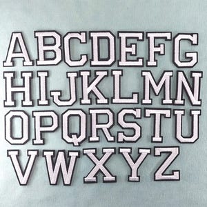 Silberne, aufbügelbare Buchstabenaufnäher, gestickte Abzeichen, individuell gestalten, personalisieren
