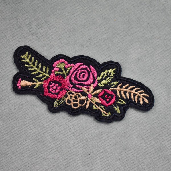 Patch bouquet de fleurs, Écusson thermocollant brodé sur fer ou à coudre, customiser vêtements et accessoires