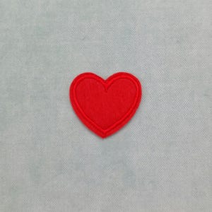 Felt heart patch, iron-on patch, sew-on patch, customize clothing and accessories
