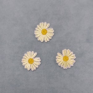Lots of 3 embroidered iron-on daisies, different colored iron or sewing patches, customize clothing and accessories