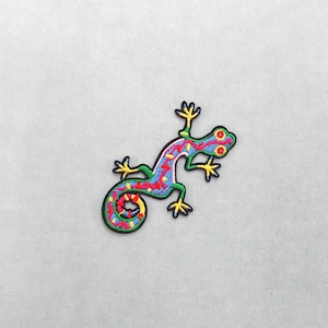 Aplique de lagarto artístico, aplique de réptil bordado para passar a ferro, aplique para costurar, estilo Gaudí, personalize roupas e acessórios.