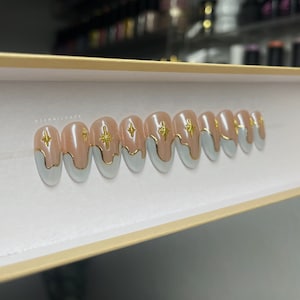 CINDERELLA | Wavy Blue Heather Wavy  French Tip Press-On Nails - Mermaid Effect Finish - Gold Embellishments | Builder Gel - Reusable Nails