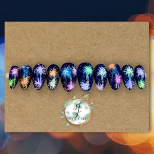 VUURWERK | Handgeschilderd vuurwerk op de nagels | Luxe herbruikbare lijm op nagels | Medium ovaal - bouwgel - nieuwjaarsnagels 4 juli
