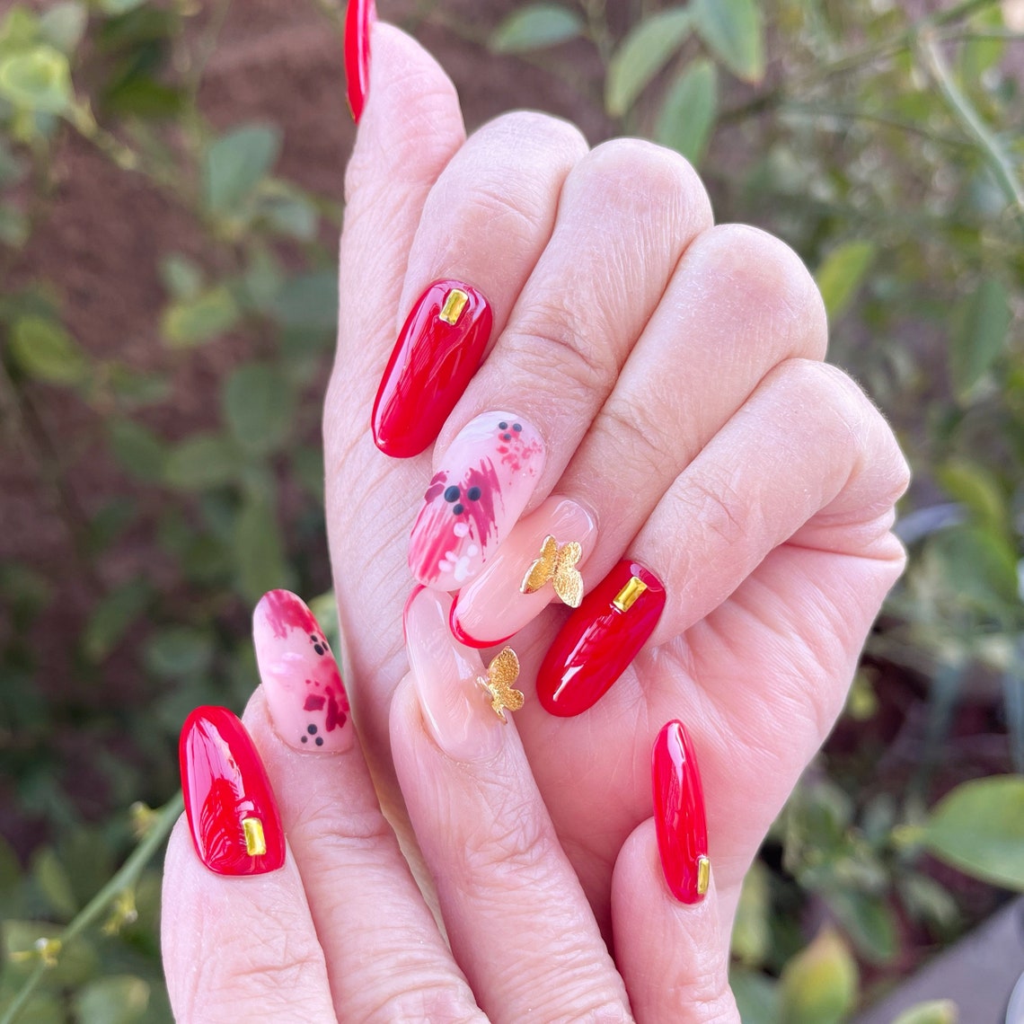 SUMMER Red Glossy Nails With Matte Abstract Accent and 3D - Etsy
