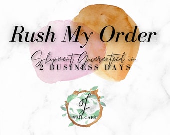 Puede incluir: Un gráfico con formas rosadas y naranjas de estilo acuarela. El texto "Rush My Order" está en fuente negra. Debajo del texto está la frase "Shipment Guaranteed in 2 Business Days". Un logotipo con una corona de hojas verdes y el texto "Nail Cafe" está en la parte inferior del gráfico.