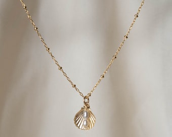 Pearl Ocean Shell Necklace, Gold Filled, Sterling Silver, Dainty Freshwater Pearl Necklace, Wedding Necklace, Bridal Necklace, Gifts for her