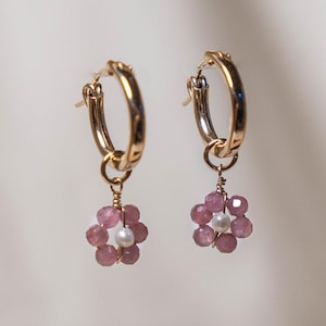 Daisy Pearl Earrings Hoops, Freshwater Pearl Earrings, Daisy Flower Pearl Earrings, Gifts for her, 14K Gold Filled, Sterling Silver, Bridal
