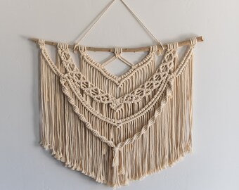 Naomi Wall Hanging || Macrame, Bedroom Decoration, Handmade, Home Decor, Boho Style, Woven Tapestry, Fiber Art, Unique Decor