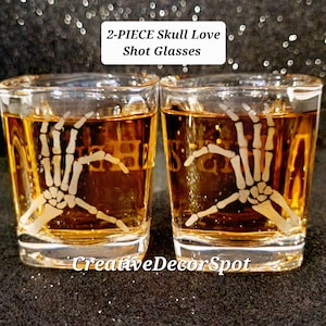 Skeleton Hands Heart Shot Glasses/Etched Skeleton Hands/Gothic Love Hands/Eternal Love Shot Glasses/Wedding/Anniversary/Birthday/Valentines