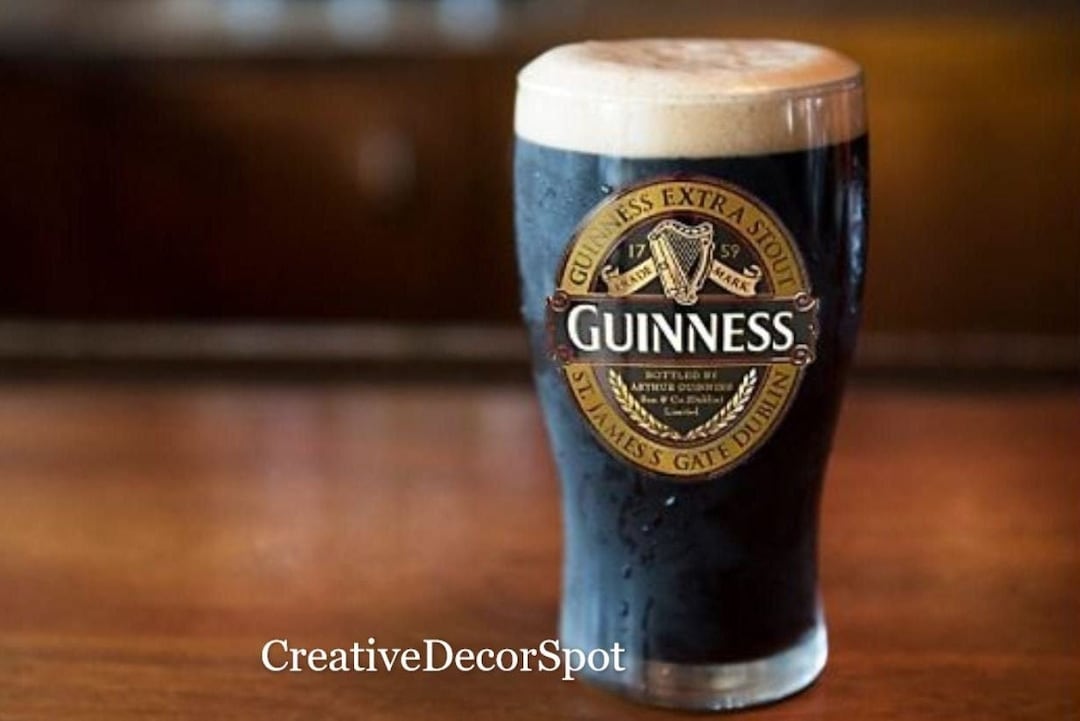 Set of 8 Vintage-Inspired Guinness Pint Glasses