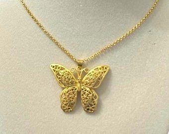 Collar con colgante de mariposa vintage / Joyería de filigrana dorada inspirada en la naturaleza