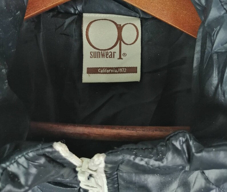 Ocean Pacific OP American Vintage Surf Sunwear California 1972 Black Colour Nice Design in size XL