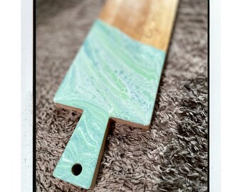 Epoxy Charcuterie Board: Mixed Media Wood Serving Tray