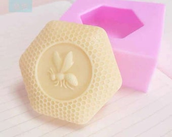 Diamond Shape Bee Honeycomb Candle Mold,Soap Silicone Mold,Plaster Mold,Silicone Mold,Candle Making,Chocolate Mold,Baking Cookie Cutters