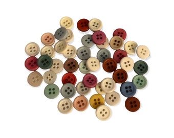 Lot of 50 four hole flat Plastic buttons 1.07 cm In Diameter