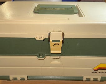 Vintage Plano 707 Tackle Box Tan/Green Handle , 2 Drawer USA Rare excellent condition.