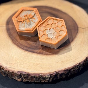 Honey bee oatmeal soaps