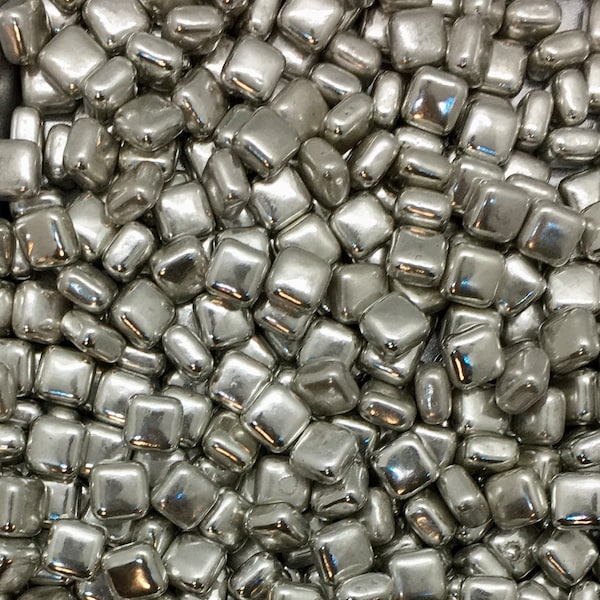 Silver Squares Dragees 2 oz. | Metallic Silver Squares Sprinkles For Cake, Cupcakes and Treats Decorations