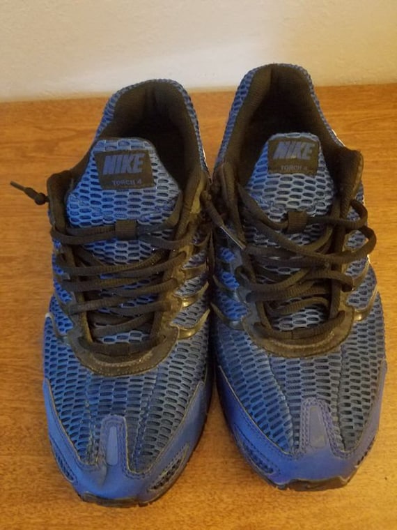 Pair of Nike Torch 4 Max Air Blue Size 10