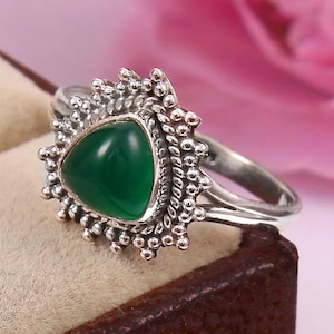 Genuine Green Onyx 925 Solid Sterling Silver Engagement Ring Dainty 925 Sterling Silver Boho Jewelry Ring Handmade Green Onyx Silver Ring