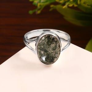 Moss Agate Sterling Silver Ring, Oval Bezel Moss Agate Ring, Everyday Bezel Ring, Moss Agate Ring, Natural Oval Moss Agate Ring For Women
