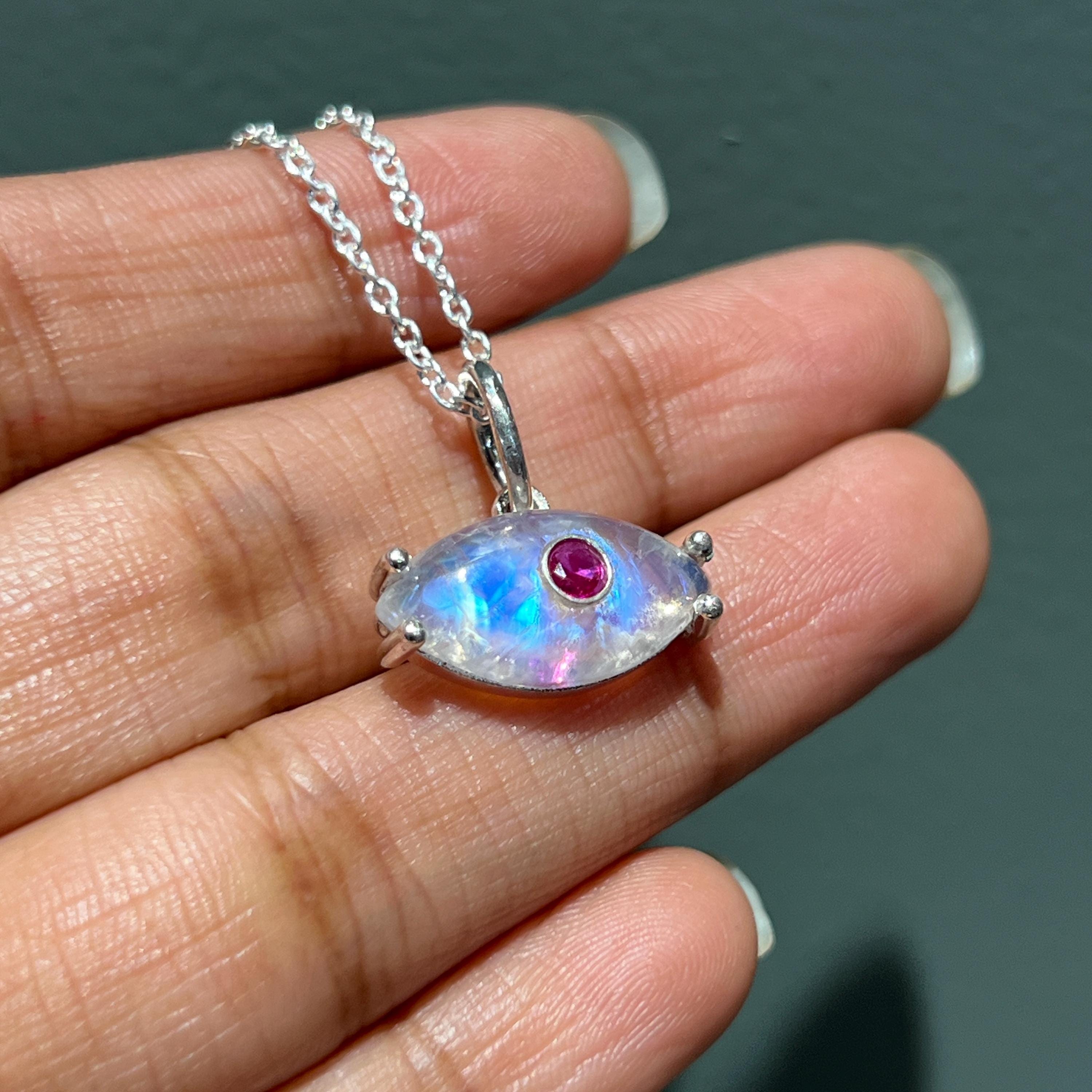 ネックレス・ペンダント Rainbow Moonstone x Star Ruby Necklace il_fullxfull.6856727821_ih32.jpg