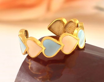 Anillo de plata de ley chapada en oro con múltiples corazones - Anillo de esmalte ajustable