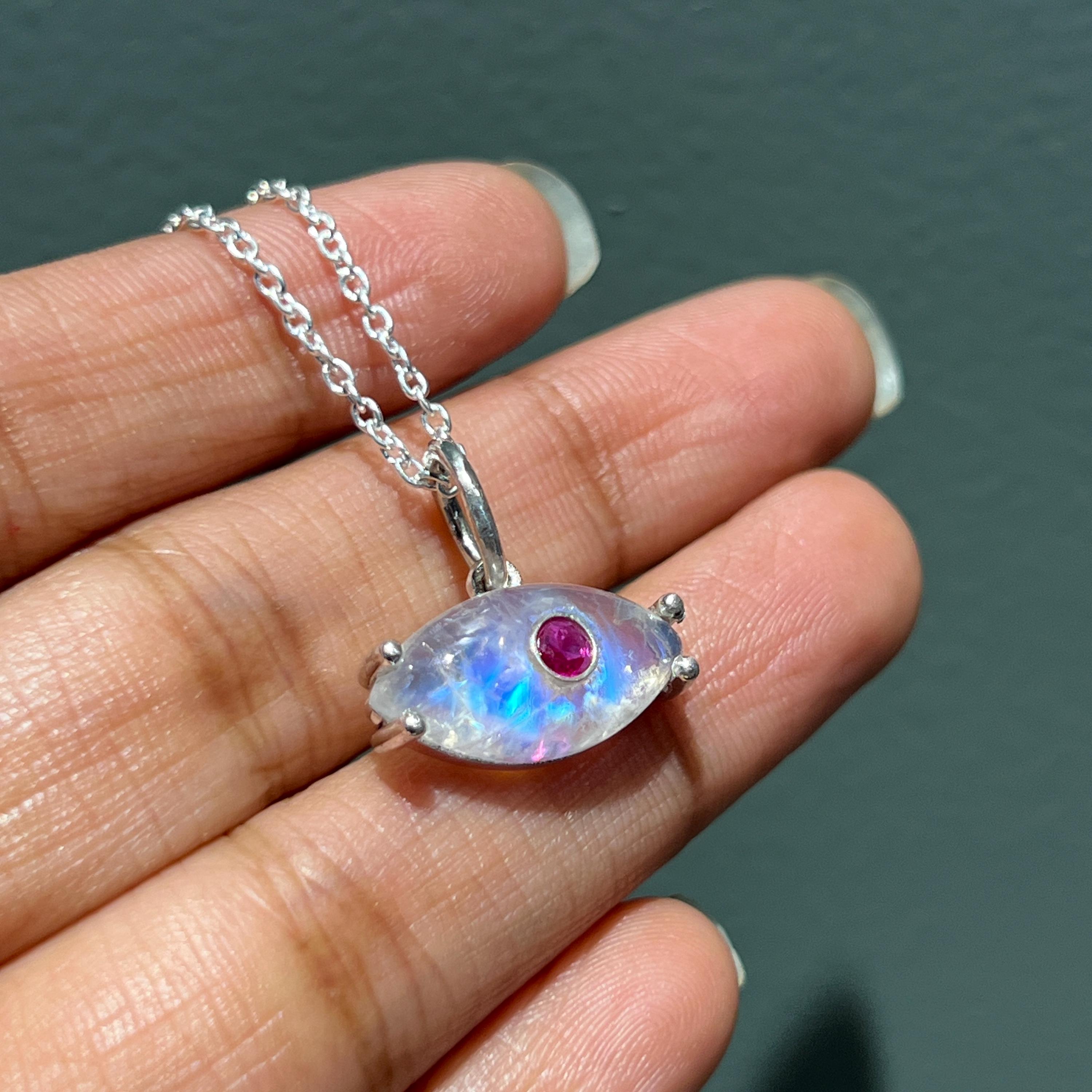 ネックレス・ペンダント Rainbow Moonstone x Star Ruby Necklace il_fullxfull.6856727805_5uoe.jpg