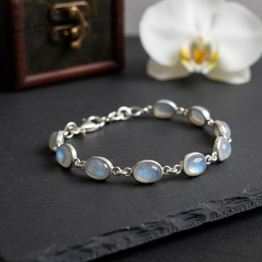 Natural Rainbow Moonstone Bracelet, 10x8mm Oval Blue Flash Stone