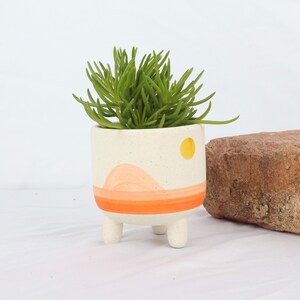 Boho Planter, Pflanzentopf aus Steingut für drinnen, Übertopf Minimalismus Design, Blumentopf, Urban Jungle, Handbemalt bunt Bild 4